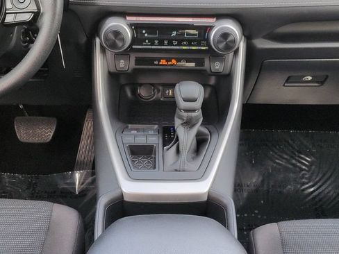 Certified 2025 Toyota RAV4 LE FWD image 19