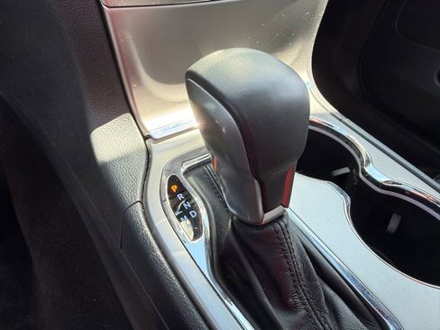 Used 2018 Jeep Grand Cherokee Altitude AWD/4WD image 20
