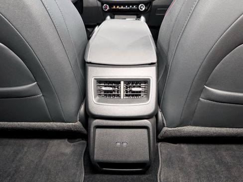 Used 2024 Chevrolet Equinox EV RS FWD image 22
