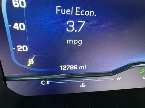 Used 2025 Chevrolet Silverado 2500 LT w/ Convenience Package image 36