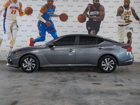 Used 2022 Nissan Altima 2.5 S image 15