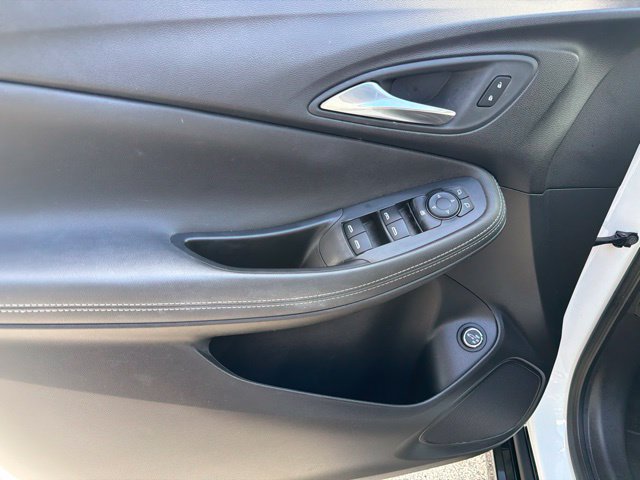 Used 2024 Buick Encore GX Sport Touring w/ Advanced Technology Package FWD image 12