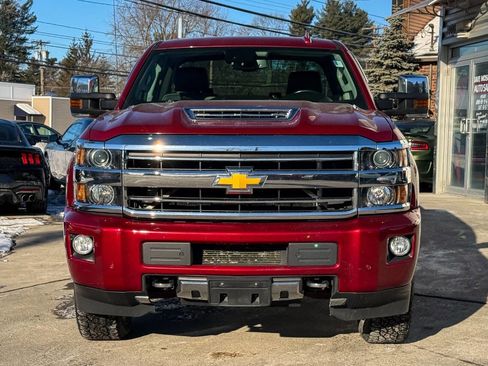 Used 2019 Chevrolet Silverado 2500 High Country w/ Duramax Plus Package image 8