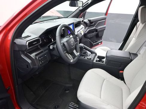 New 2026 Toyota 4Runner SR5 RWD image 4