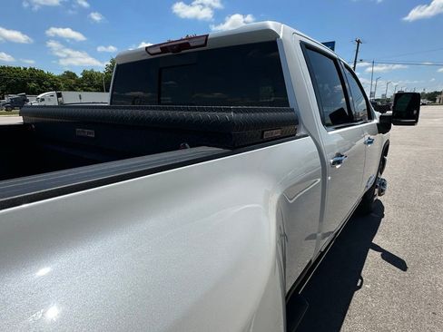 Used 2025 Chevrolet Silverado 3500 High Country w/ High Country Premium Package AWD/4WD image 14