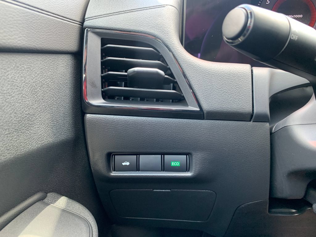 New 2027 Nissan Sentra SV w/ Floor Mat Package FWD image 17