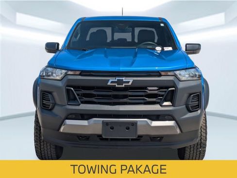 Used 2023 Chevrolet Colorado Trail Boss w/ Advanced Trailering Package AWD/4WD image 11