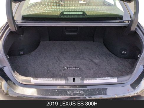Used 2019 Lexus ES 300h 300H w/ Accessory Package 2 image 20
