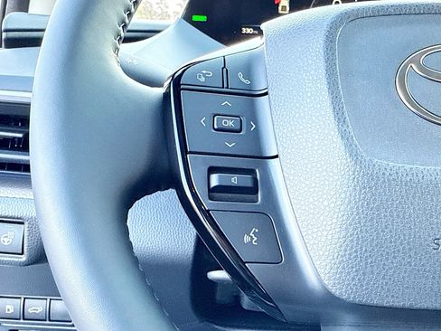 Used 2026 Toyota Prius Limited image 37