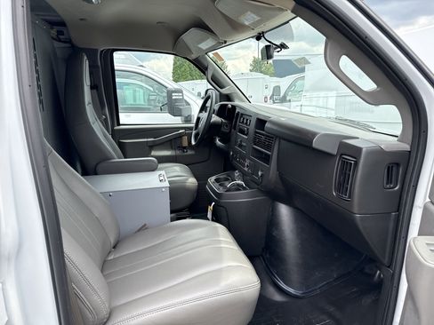 New 2025 Chevrolet Express 2500 w/ Driver Convenience Package image 22