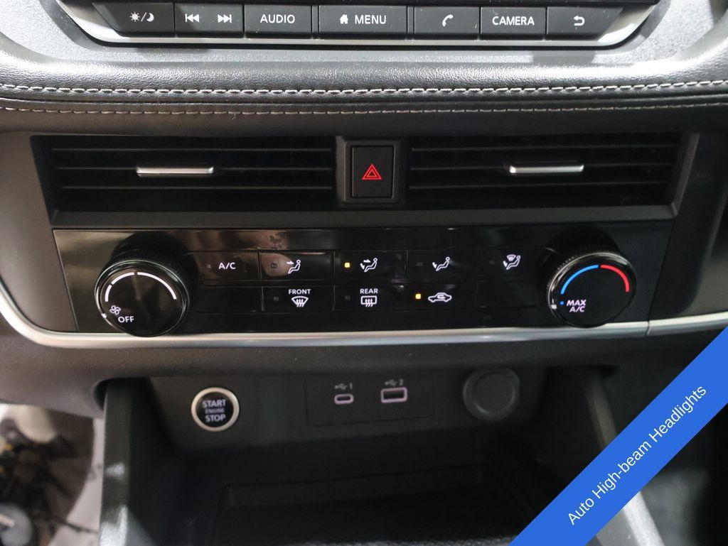 Used 2023 Nissan Rogue S AWD/4WD image 7