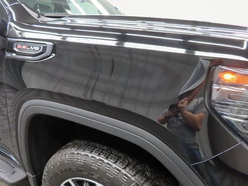 Used 2024 GMC Sierra 1500 AT4 w/ Technology Package image 36