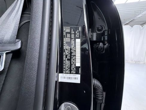 Used 2023 Volvo XC40 Recharge Plus AWD/4WD image 15