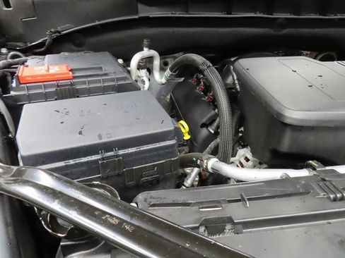 Used 2024 GMC Yukon AT4 image 30