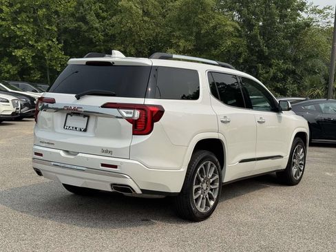 Used 2023 GMC Acadia Denali w/ Denali Ultimate Package FWD image 24