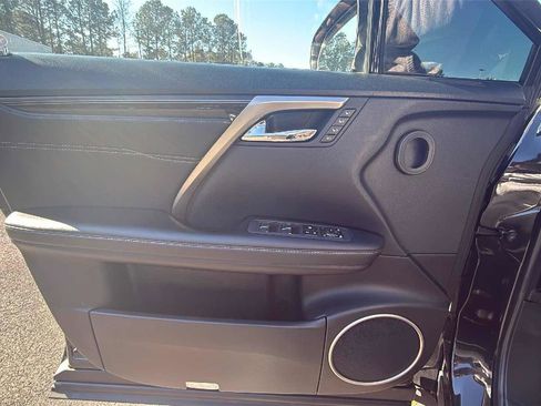 Used 2021 Lexus RX 350L Luxury w/ Accessory Package image 11