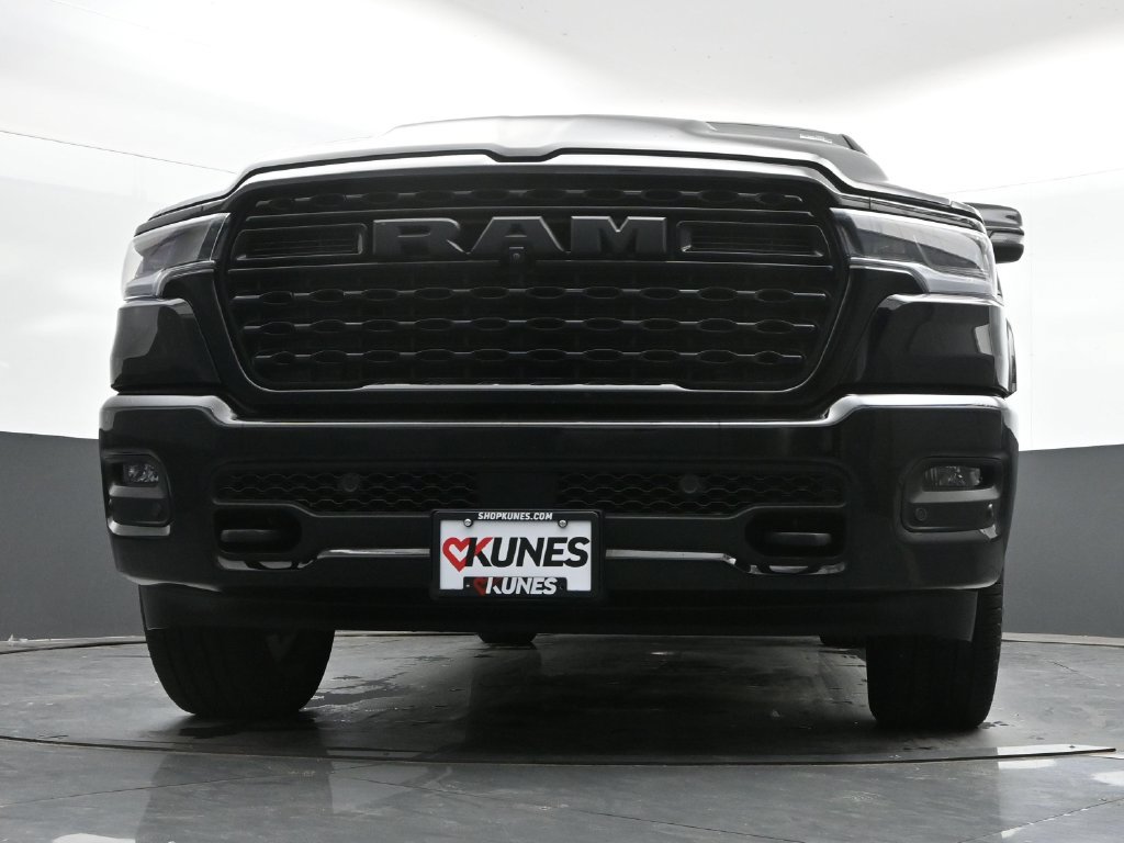 Used 2025 RAM 1500 Limited AWD/4WD image 46