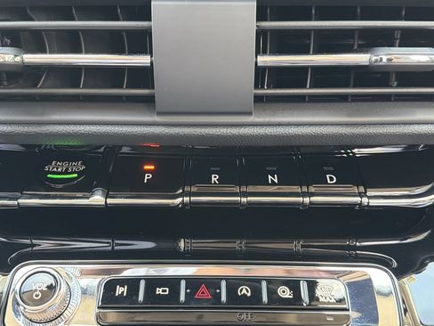 Used 2023 Lincoln Corsair FWD image 26