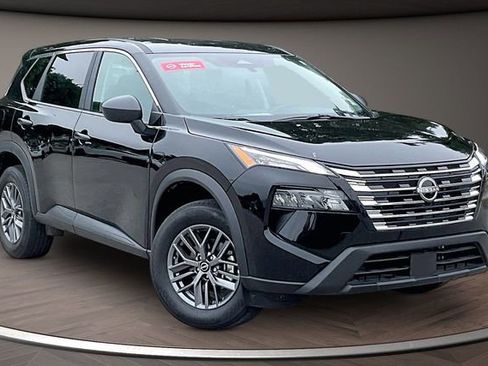 Certified 2026 Nissan Rogue S AWD/4WD image 10