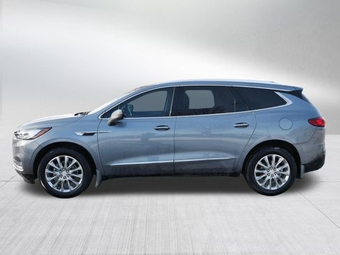Used 2021 Buick Enclave Premium w/ Surround and Sites Package image 4