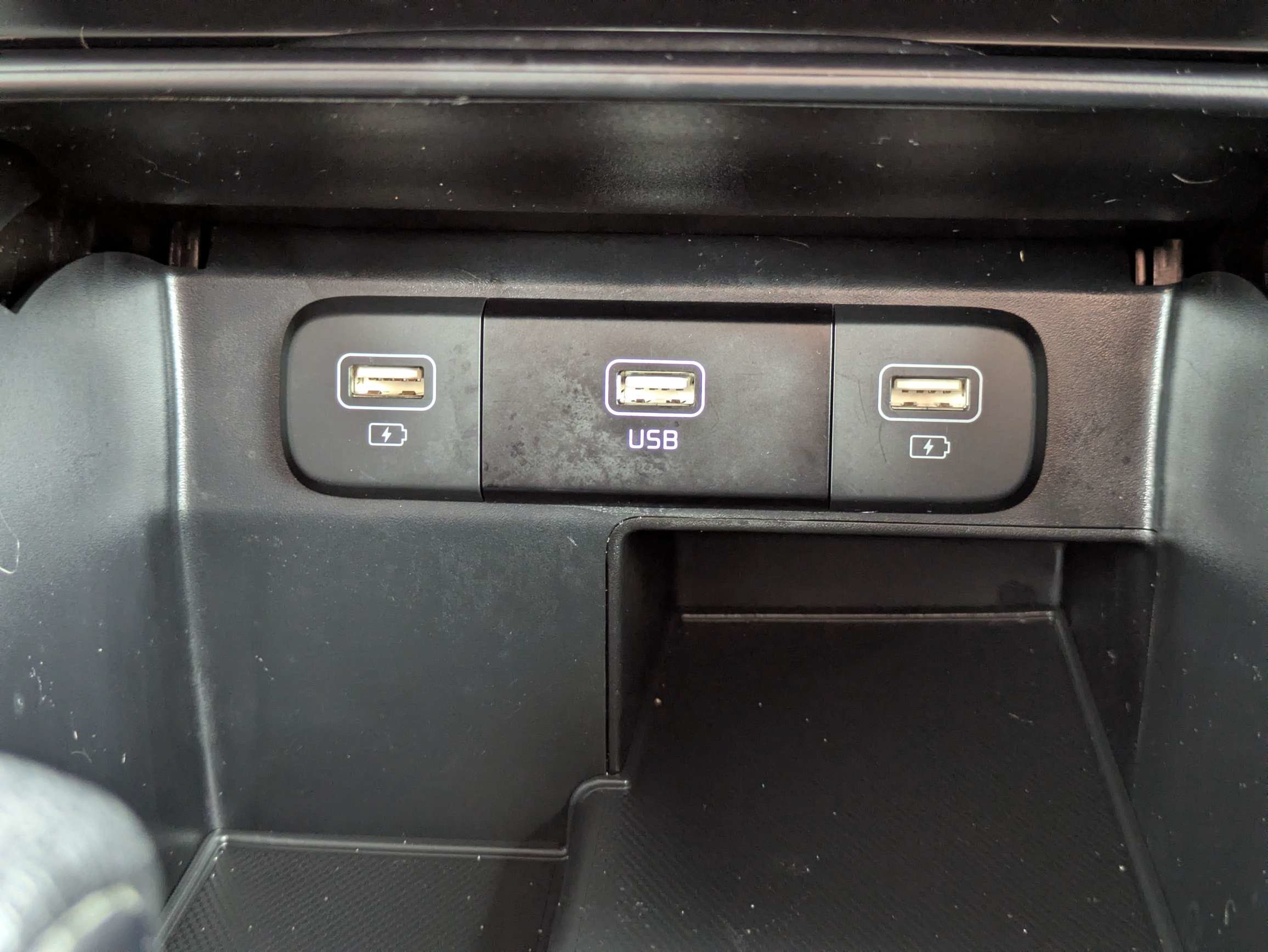 Certified 2023 Kia Sorento LX FWD image 24