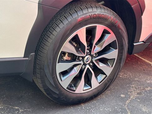 Used 2024 Subaru Outback Limited image 8