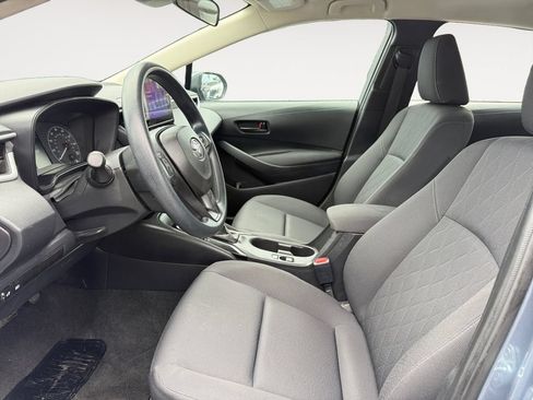 Used 2024 Toyota Corolla LE FWD image 9