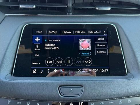 Used 2023 Cadillac XT4 Premium Luxury image 15