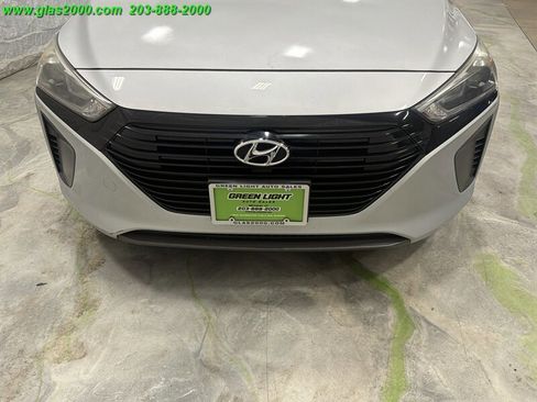 Used 2018 Hyundai Ioniq Blue FWD image 24