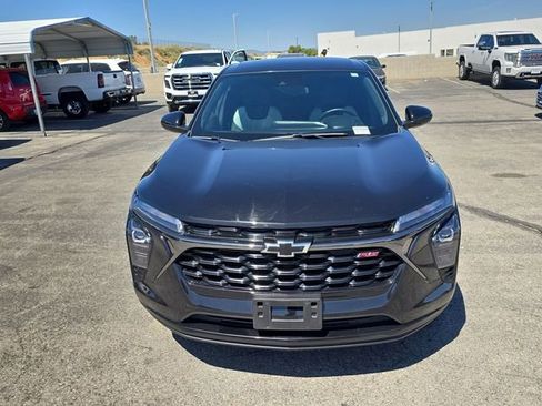 Used 2024 Chevrolet Trax RS FWD image 38