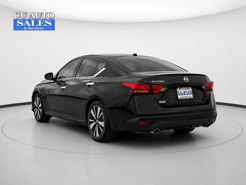 Used 2019 Nissan Altima 2.5 SL FWD image 5