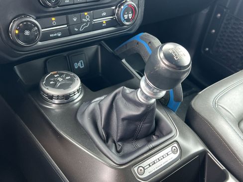 Used 2022 Ford Bronco Black Diamond AWD/4WD image 29