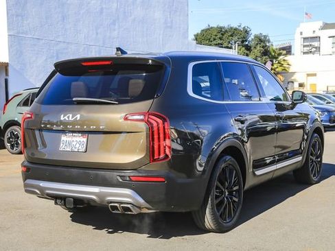 Used 2022 Kia Telluride SX w/ Towing Package image 10