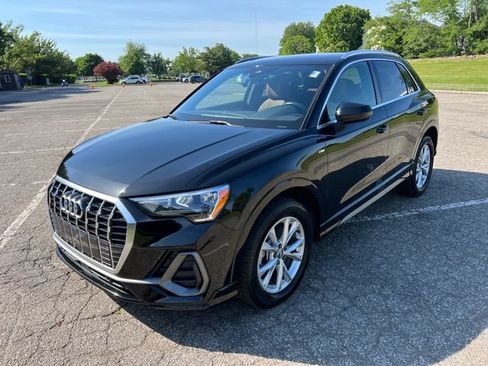 Used 2021 Audi Q3 2.0T Premium w/ Convenience Package AWD/4WD image 5