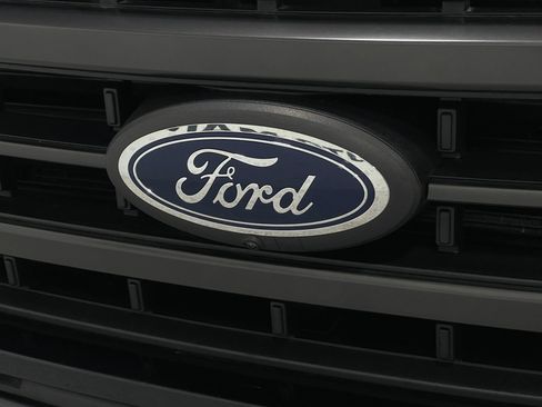 Used 2021 Ford F150 Lariat w/ Equipment Group 502A High AWD/4WD image 36