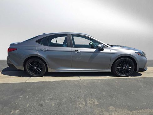 Certified 2025 Toyota Camry SE FWD image 2