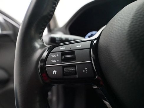 Certified 2024 Honda HR-V EX-L image 17