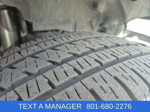Used 2023 Jeep Wrangler Unlimited Sahara w/ Cold Weather Group AWD/4WD image 12