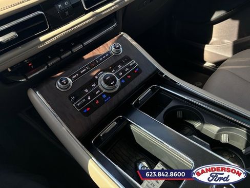 Used 2020 Lincoln Aviator Reserve w/ Equipment Group 201A AWD/4WD image 20