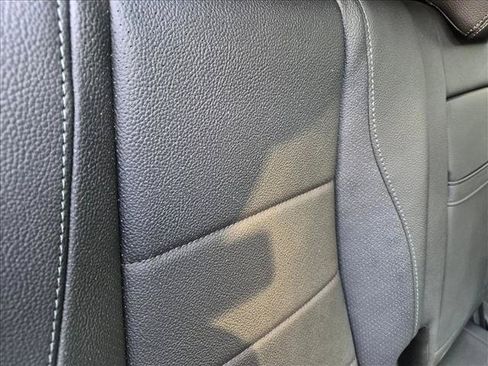 Used 2021 Mercedes-Benz GLS 450 4MATIC image 21