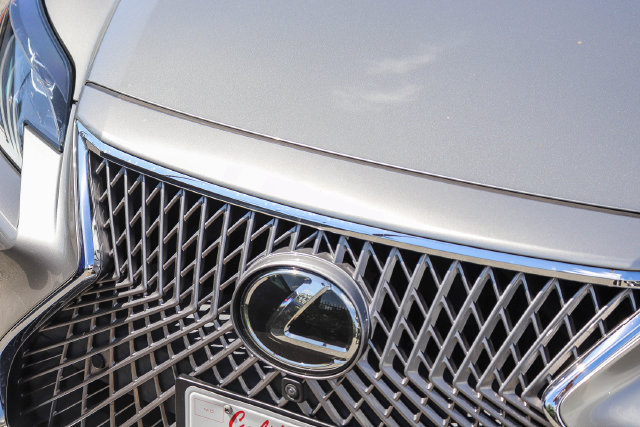 Used 2019 Lexus LS 500 w/ Interior Upgrade Package RWD image 5