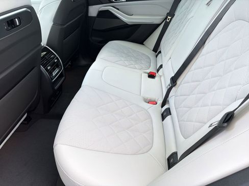New 2026 BMW X5 xDrive40i w/ M Sport Package AWD/4WD image 27