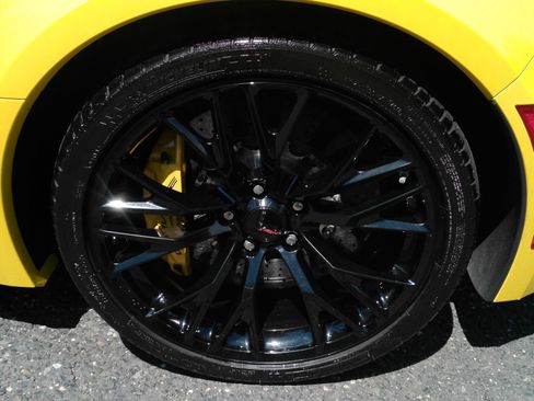 Certified 2017 Chevrolet Corvette Z06 RWD image 35