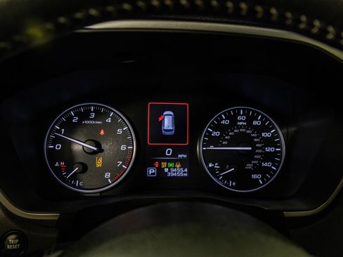 Used 2023 Subaru Ascent Limited image 33