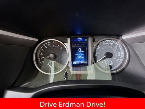 Certified 2022 Toyota Tacoma SR5 w/ Technology Package AWD/4WD image 17