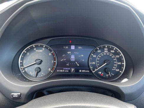 Used 2021 INFINITI QX50 Sensory image 11