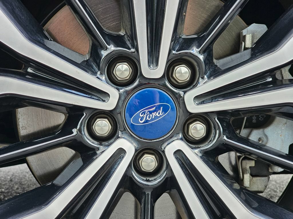 Used 2022 Ford Escape SE w/ SE Sport Appearance Package FWD image 11