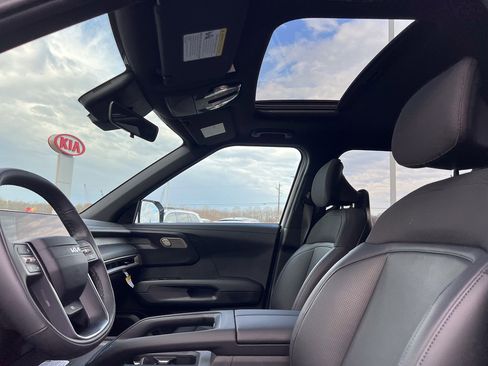 Used 2027 Kia Telluride S w/ Towing Package FWD image 31