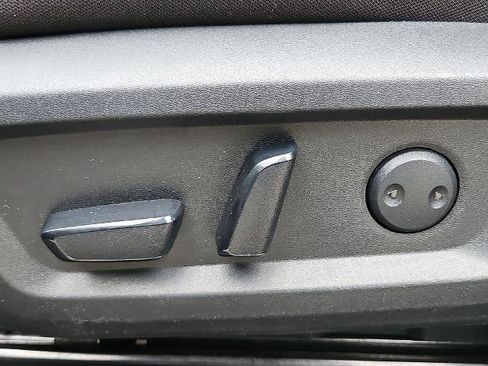 Certified 2024 Nissan Rogue SV AWD/4WD image 27