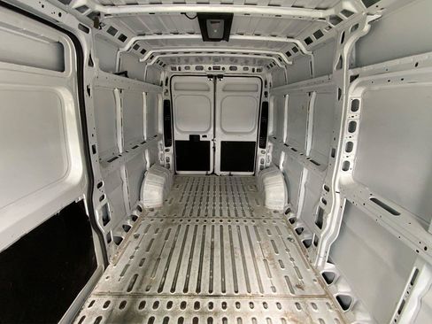 Used 2025 RAM ProMaster 3500 w/ Convenience Group FWD image 14